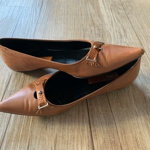 Marc Jacobs Pointed Toe Flats Tan